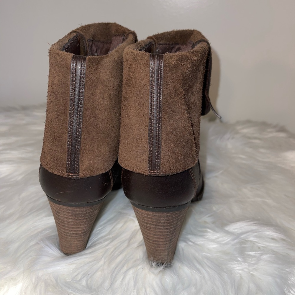 Timberland ankle boots in great used condition size 9.5 - Picture 4 of 4